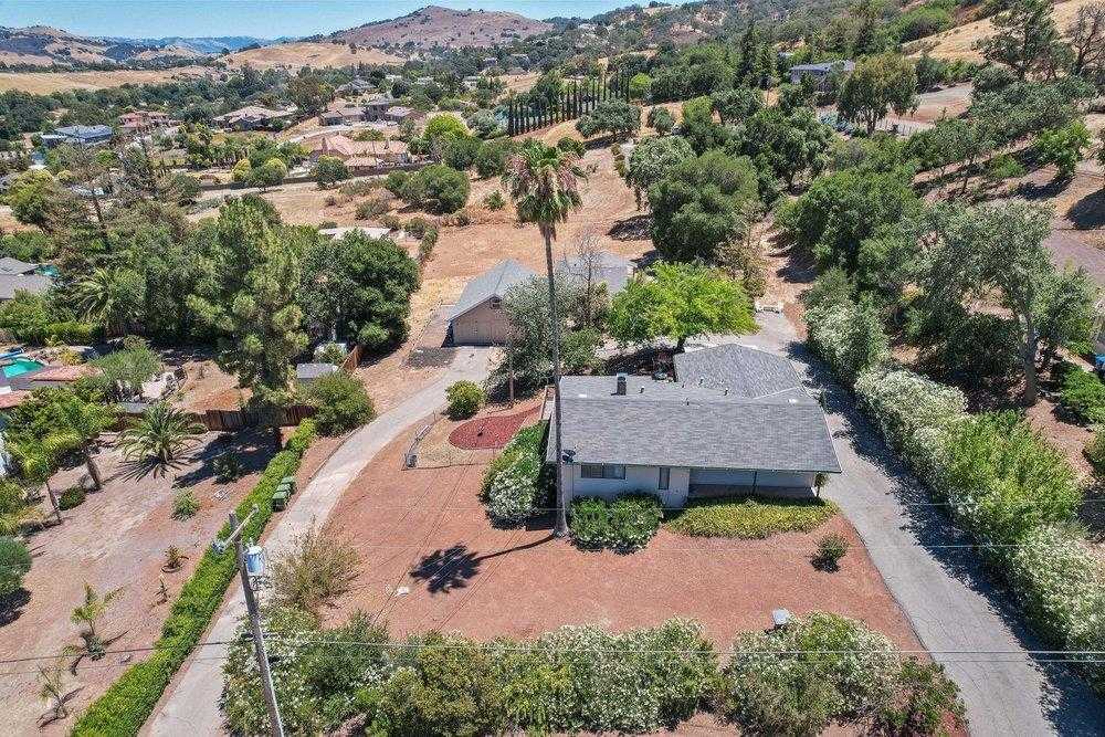 Neighborhood Neighborhood-8