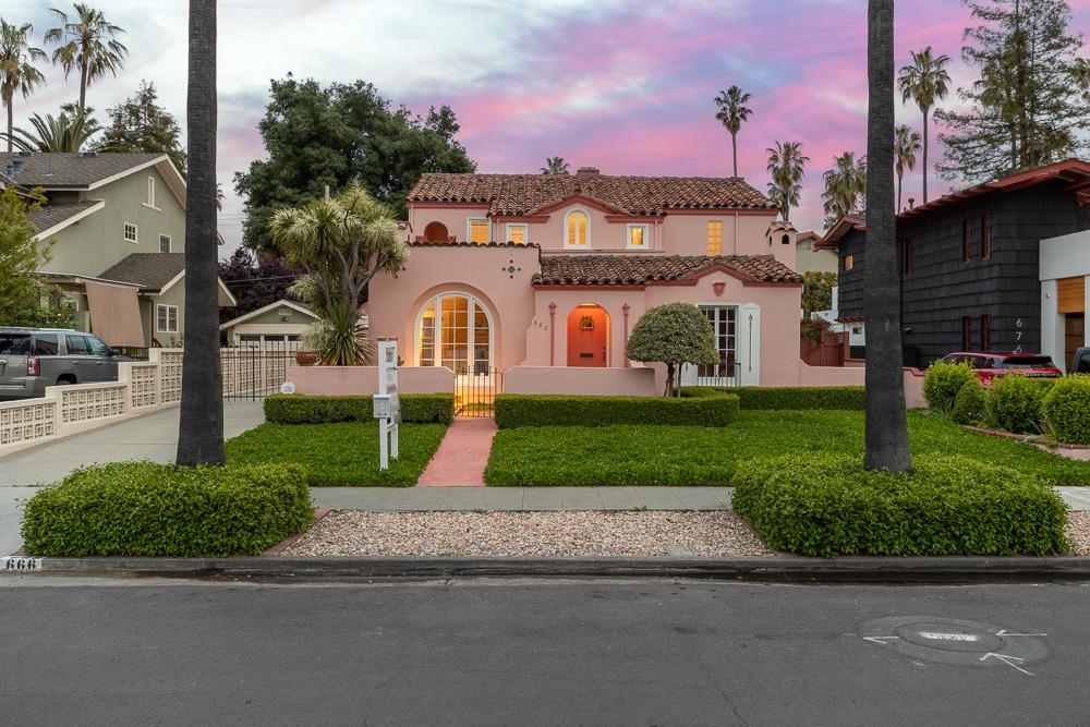 Neighborhood Neighborhood-41