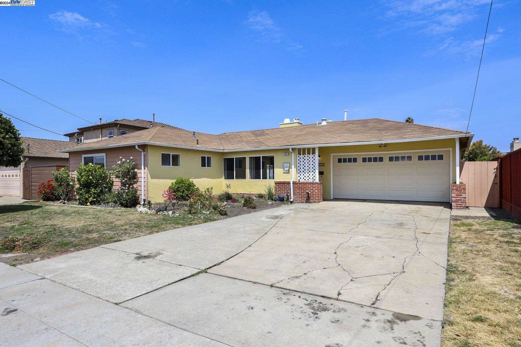 Neighborhood Neighborhood-24