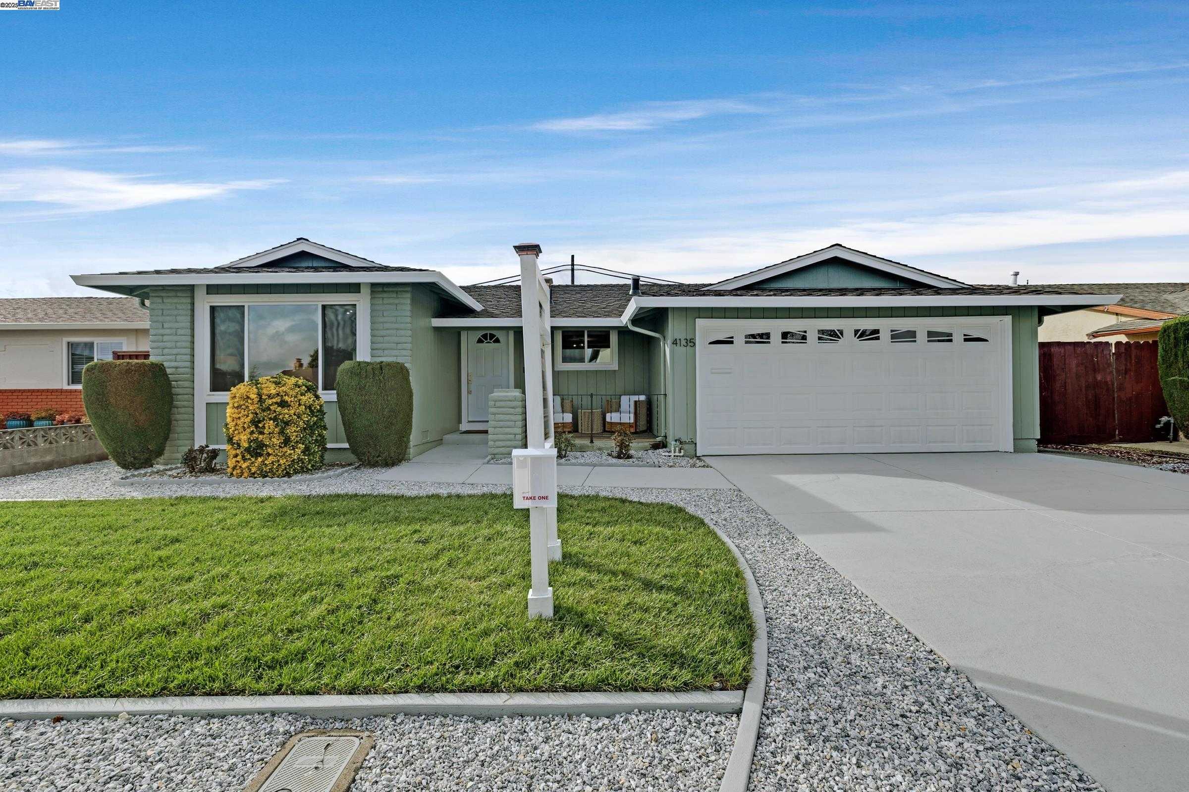 Neighborhood Neighborhood-16