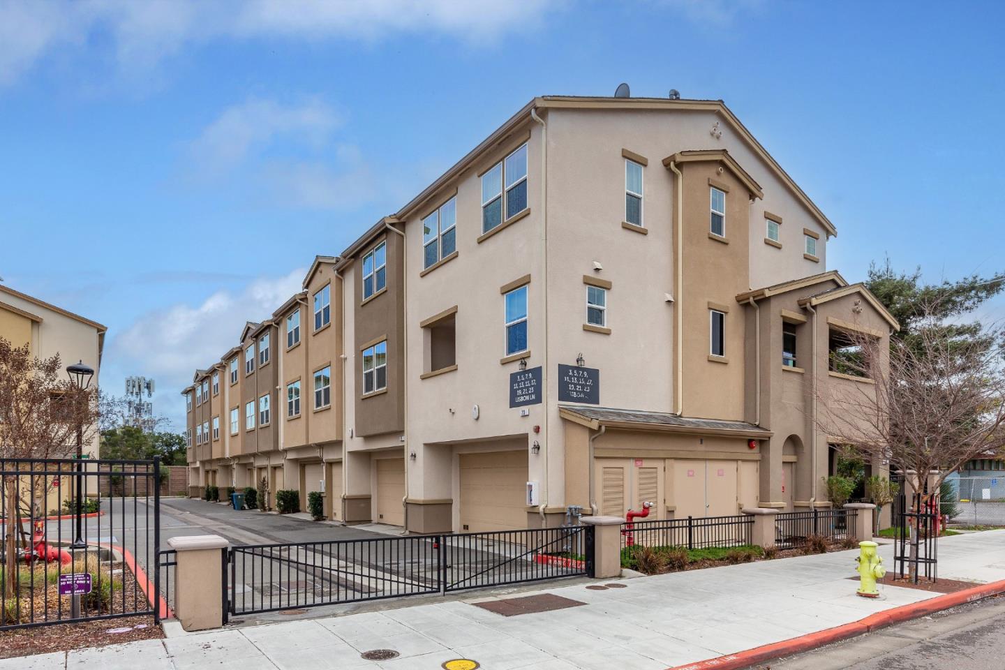 Neighborhood Neighborhood-22