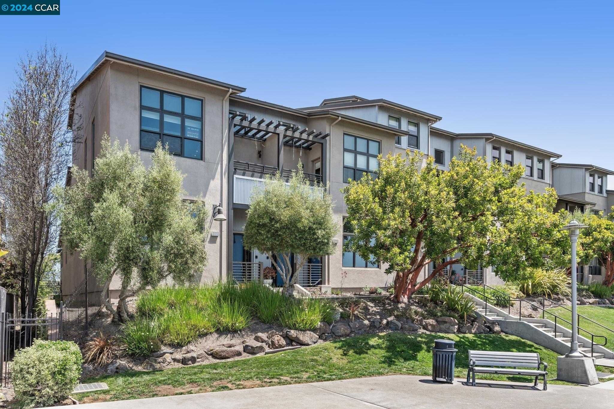 Neighborhood Neighborhood-18