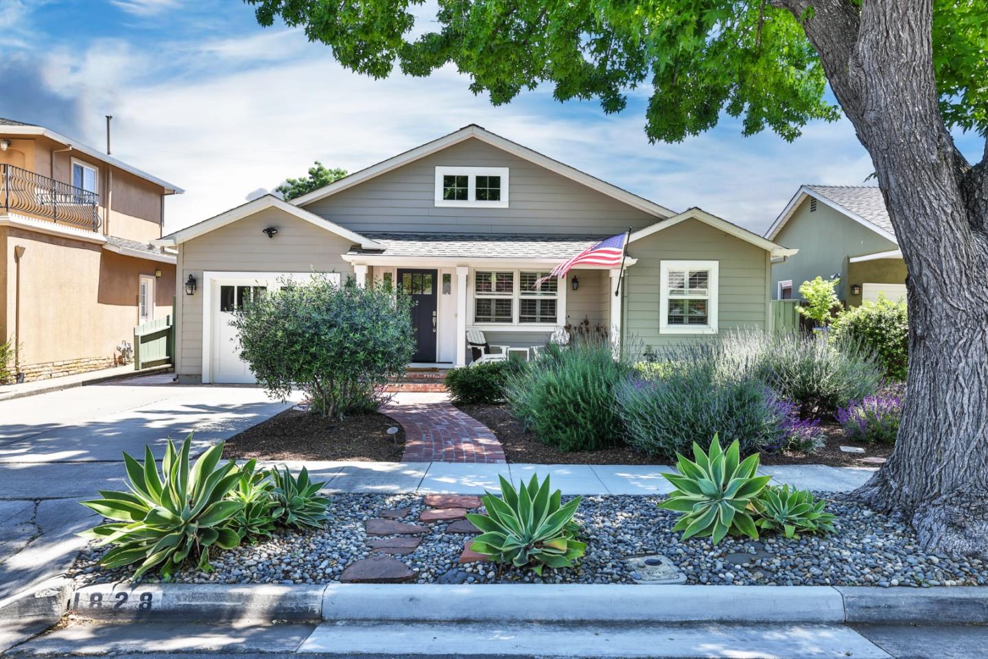 Neighborhood Neighborhood-45