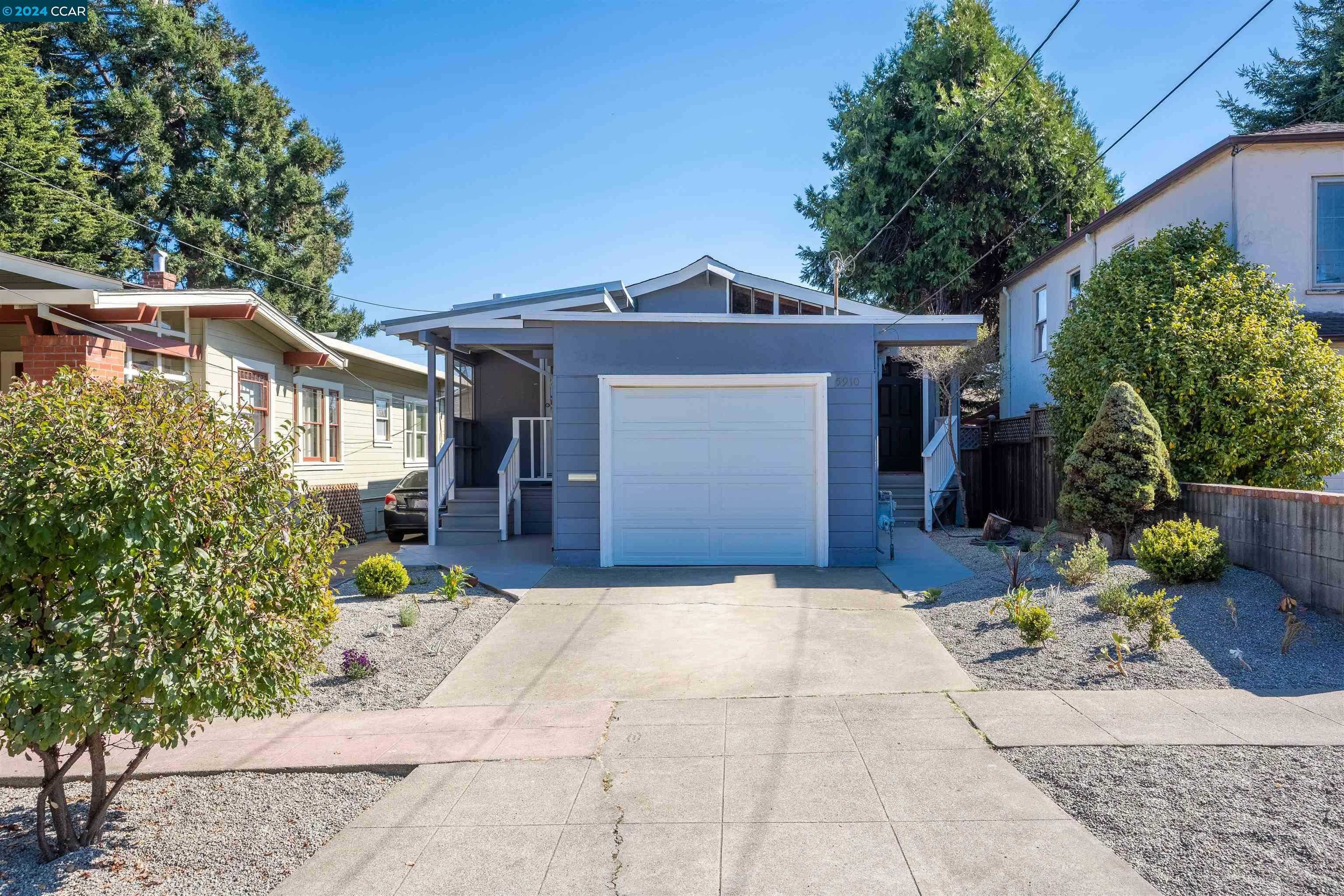 Neighborhood Neighborhood-10