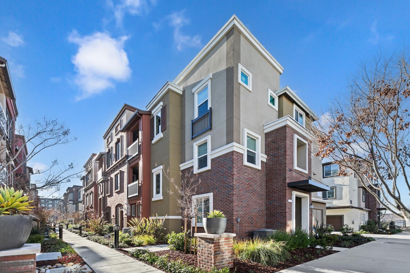 Neighborhood Neighborhood-47