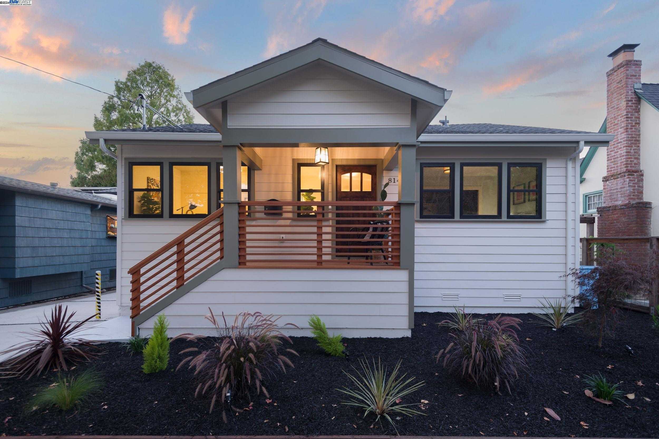 Neighborhood Neighborhood-4