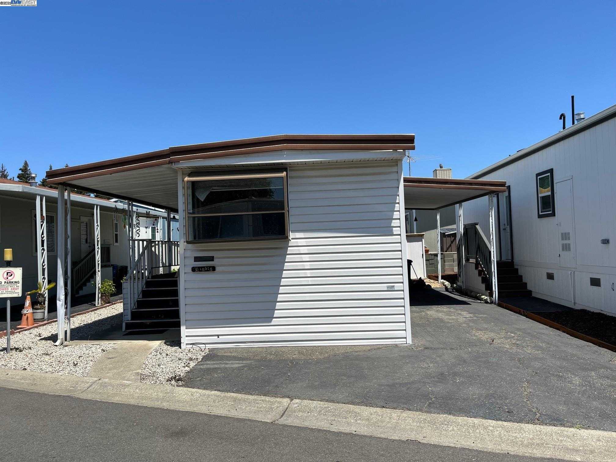 Neighborhood Neighborhood-23