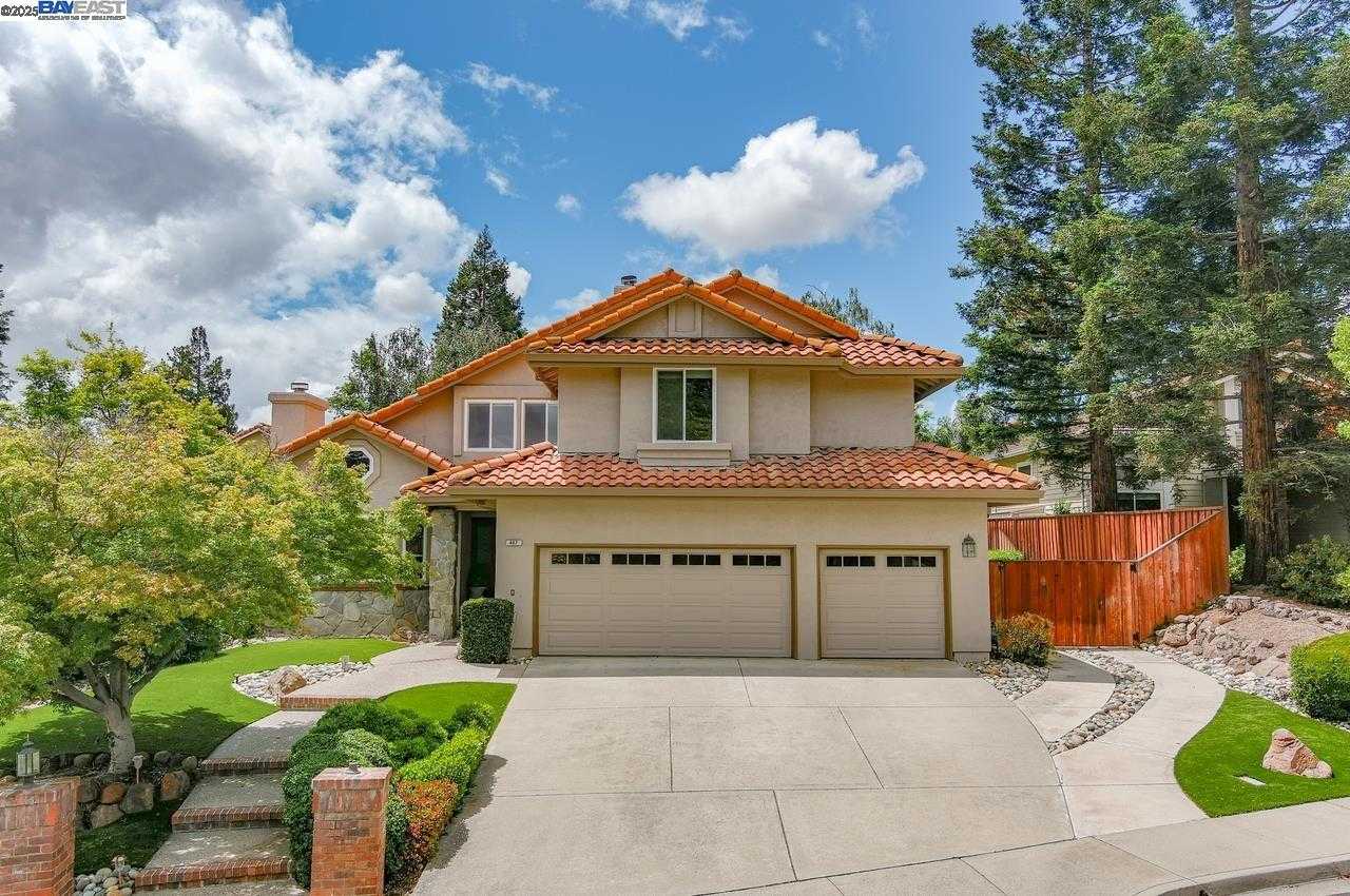 Neighborhood Neighborhood-8