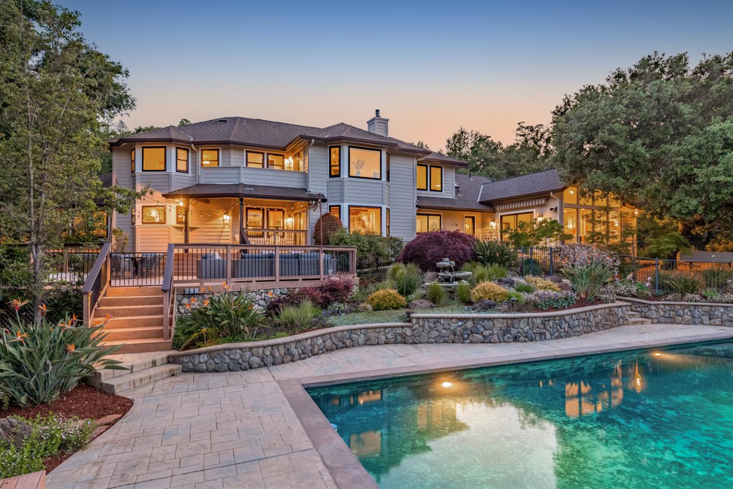 Neighborhood Neighborhood-12