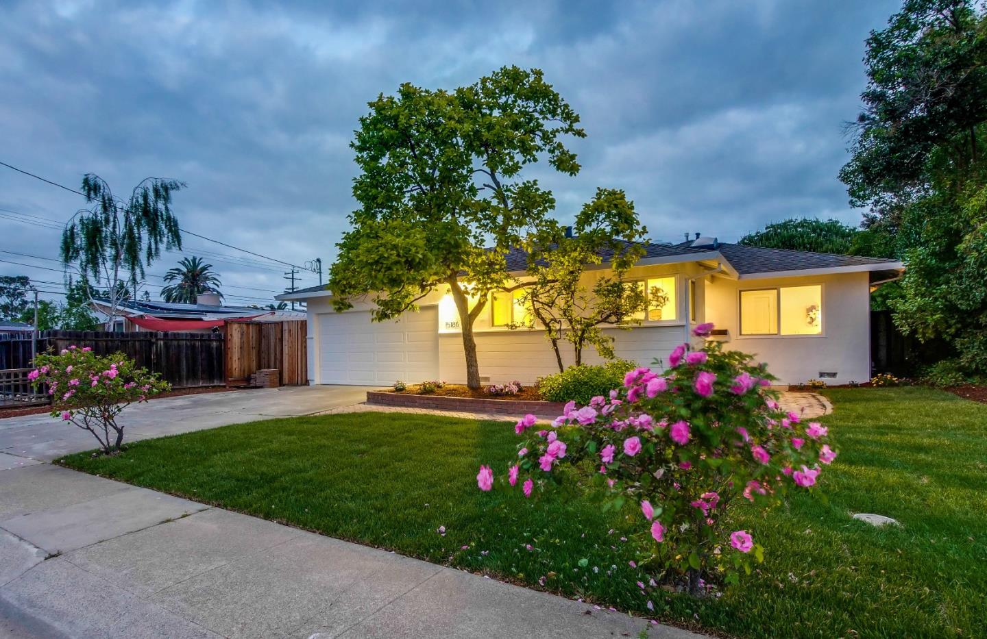 Neighborhood Neighborhood-16