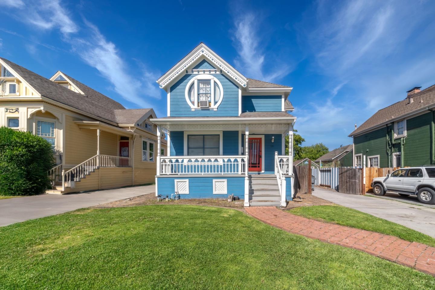 Neighborhood Neighborhood-3