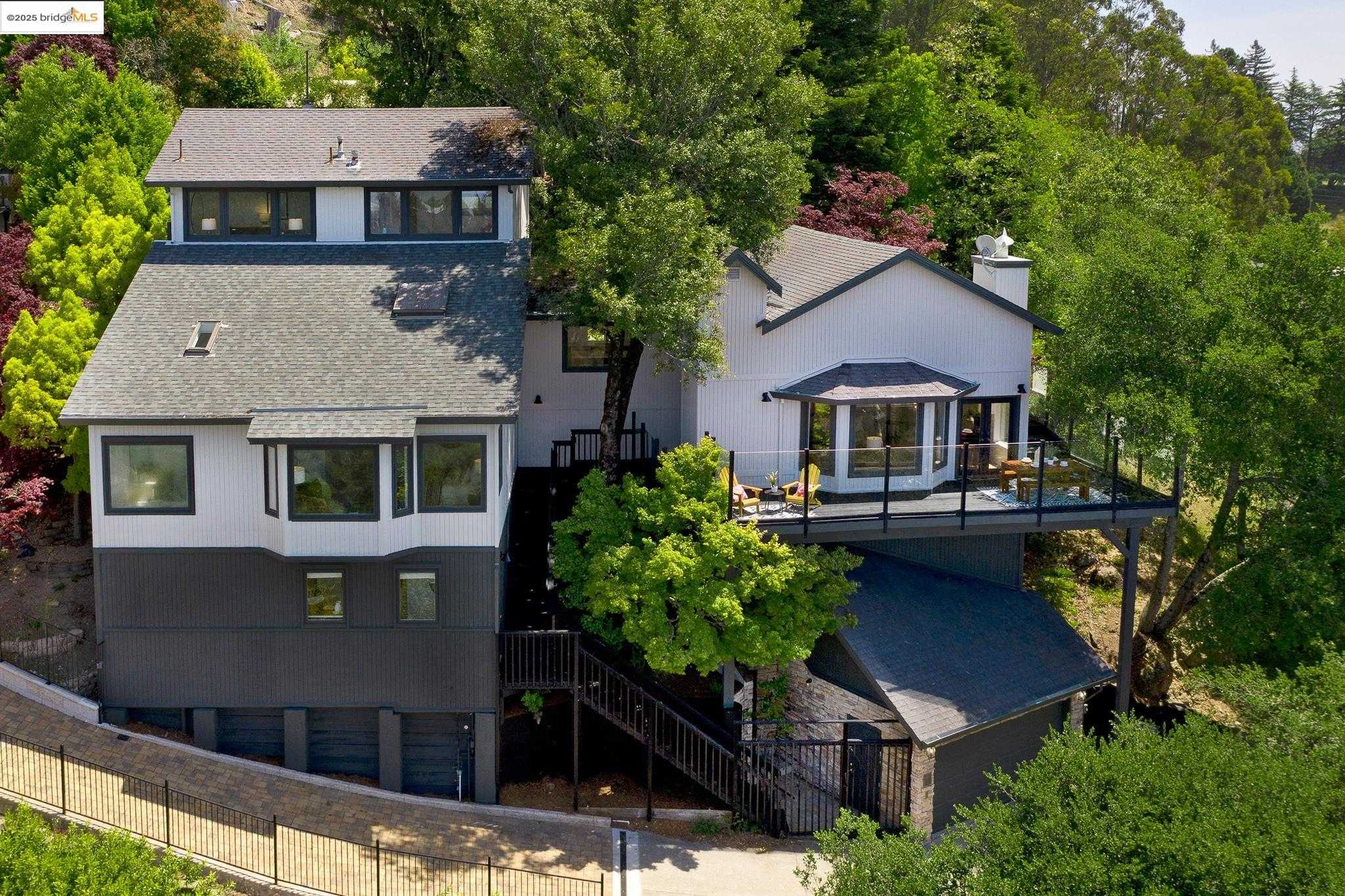 Neighborhood Neighborhood-3