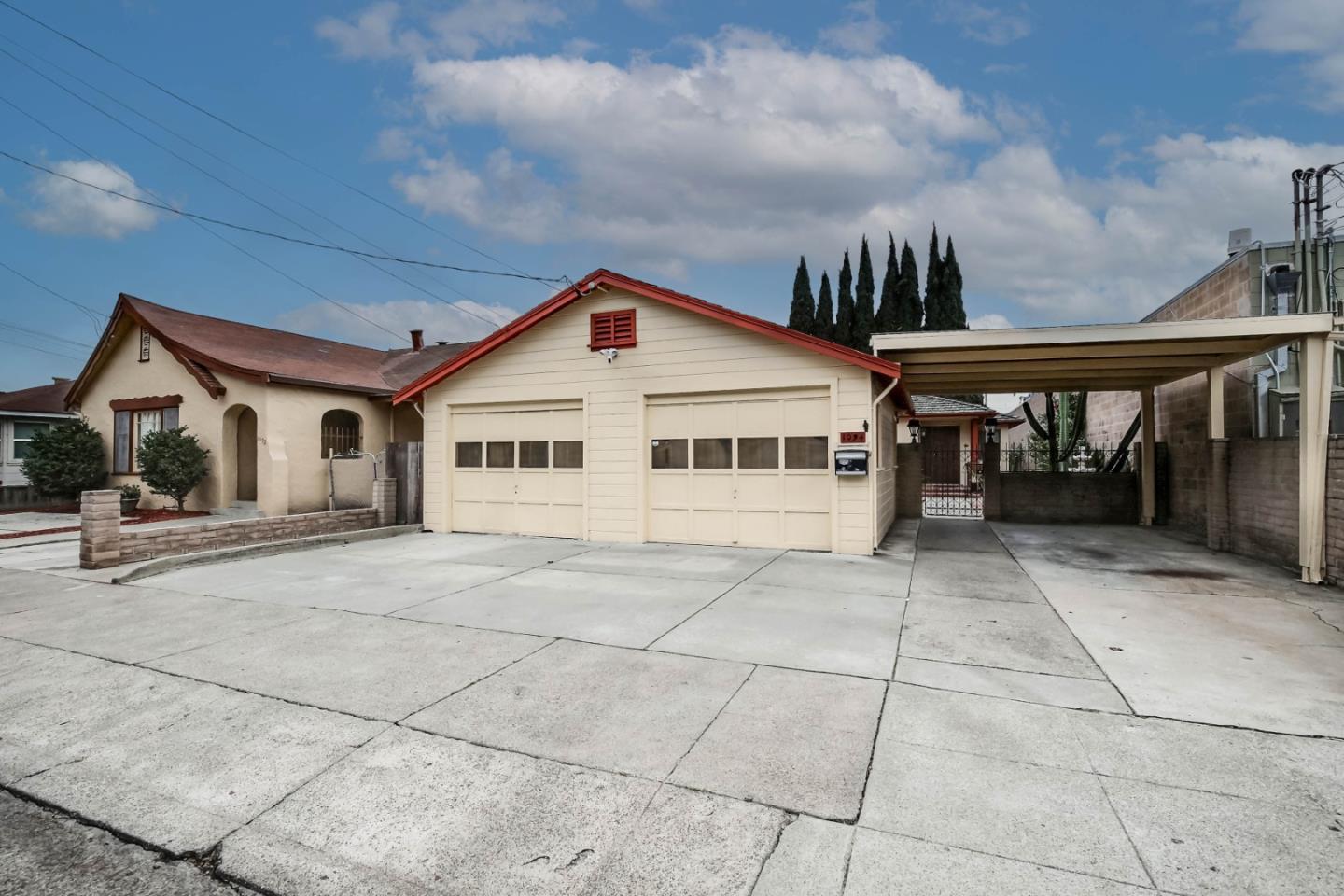 Neighborhood Neighborhood-64