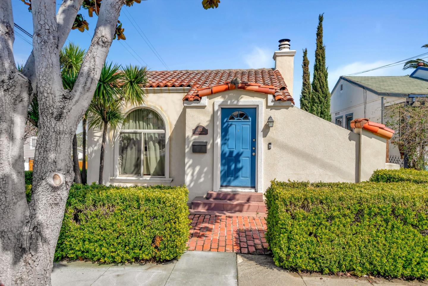 Neighborhood Neighborhood-14