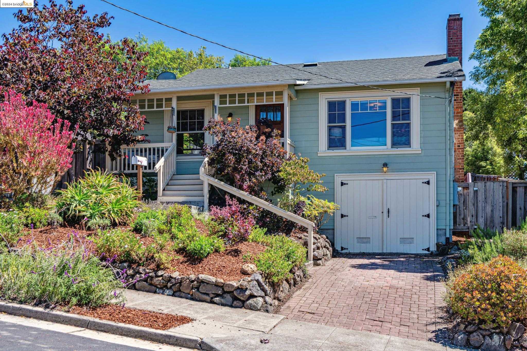 Neighborhood Neighborhood-10