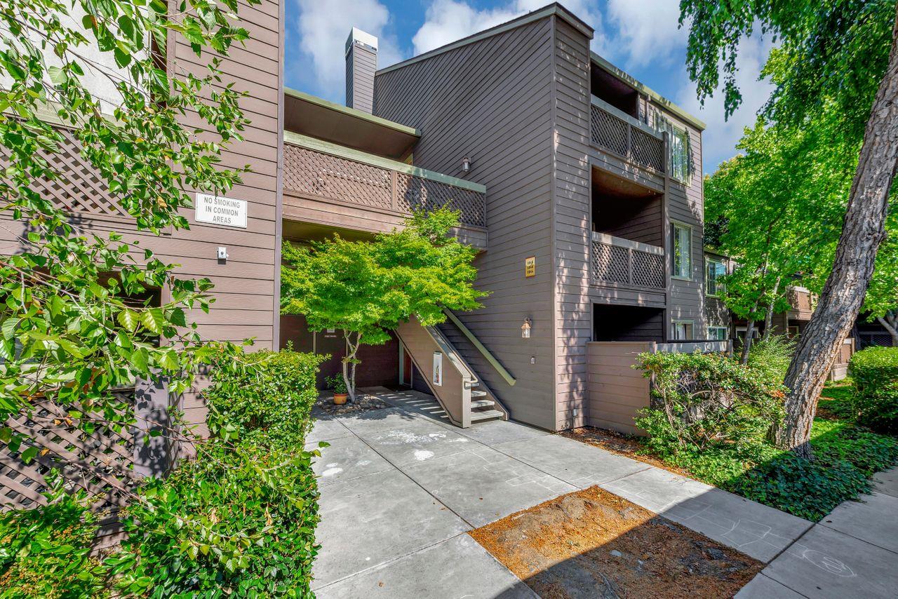 Neighborhood Neighborhood-3