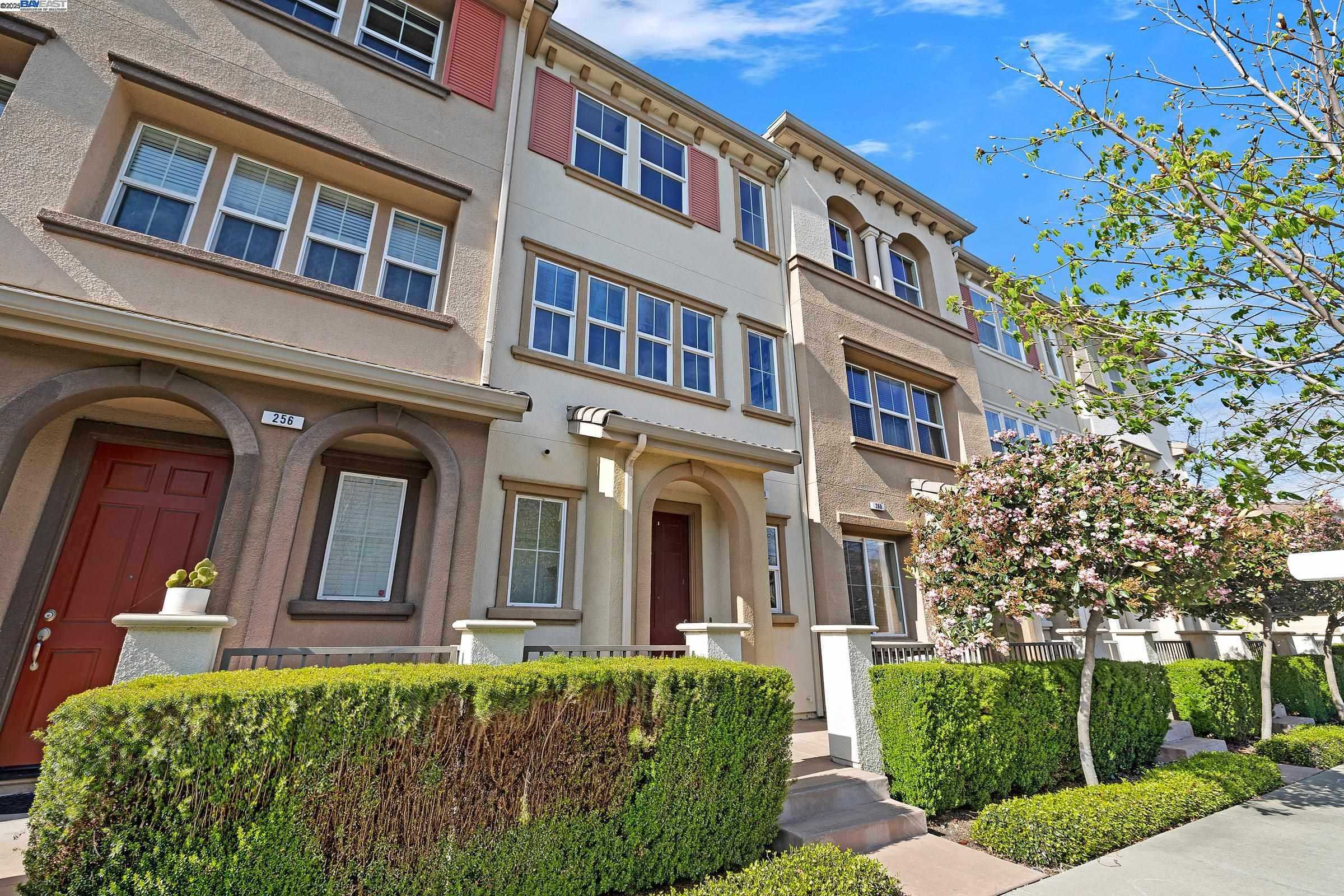 Neighborhood Neighborhood-6