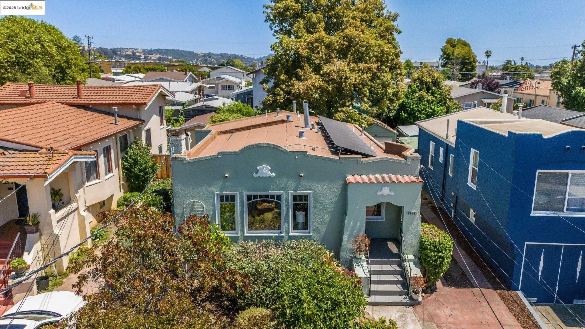 Neighborhood Neighborhood-22