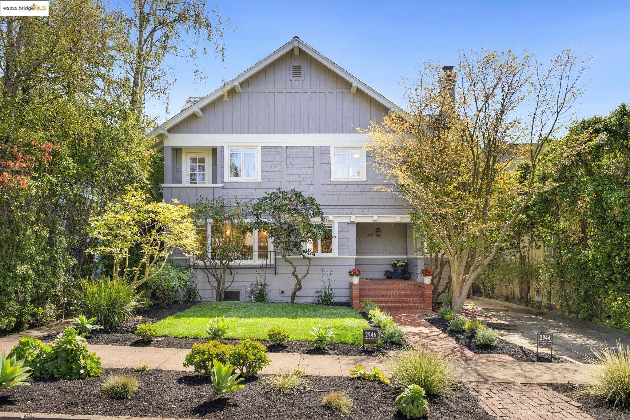 Neighborhood Neighborhood-8