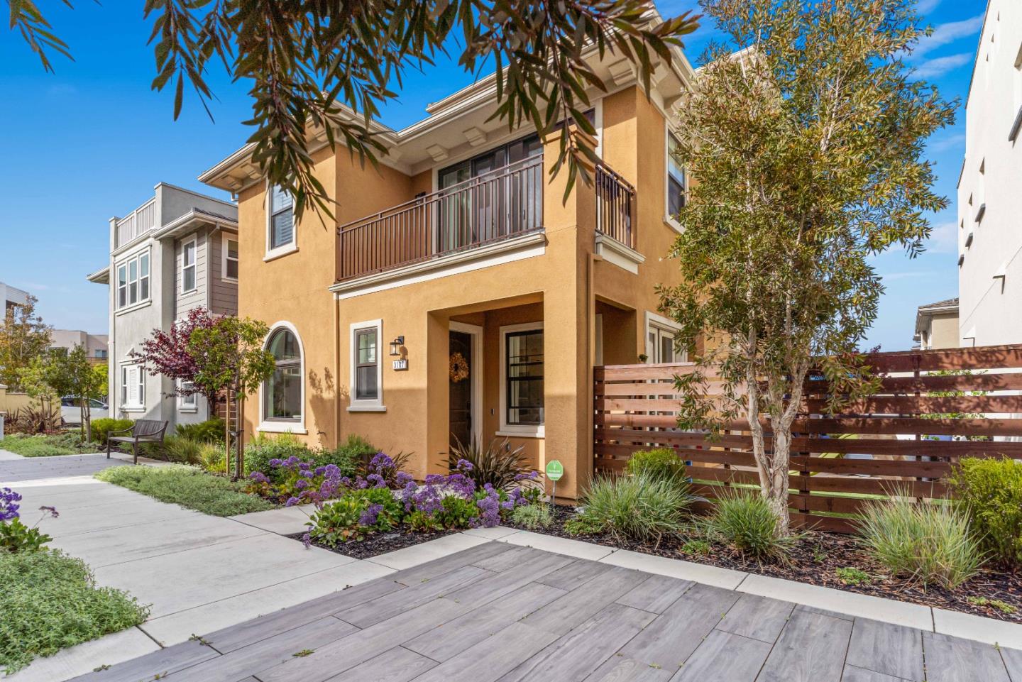 Neighborhood Neighborhood-63