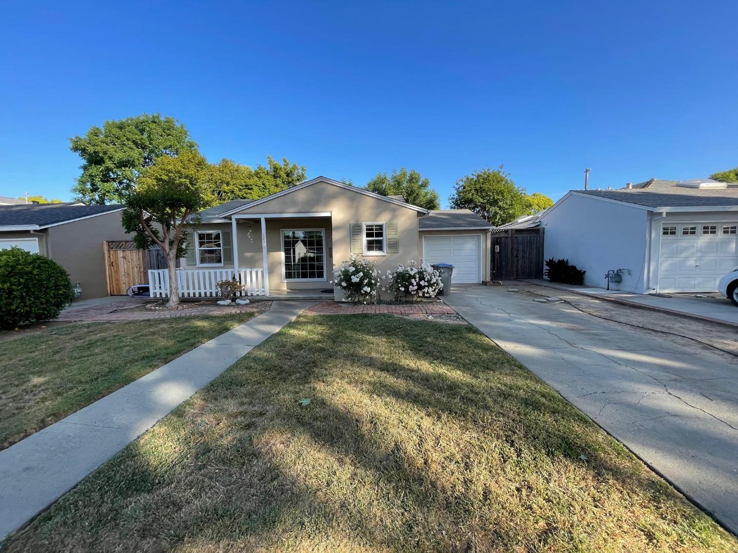 Neighborhood Neighborhood-24