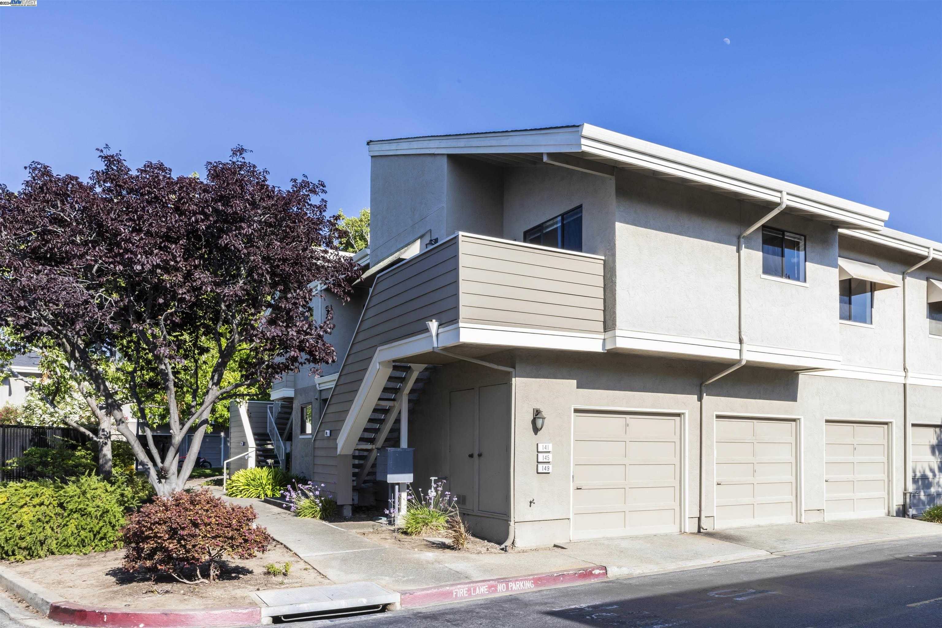 Neighborhood Neighborhood-23