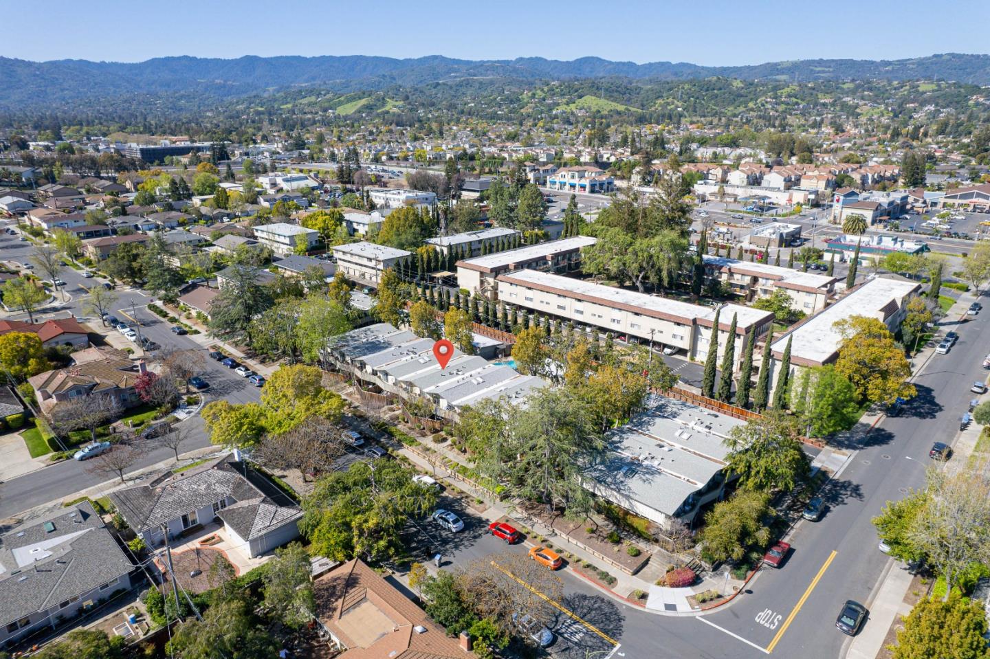 Neighborhood Neighborhood-4