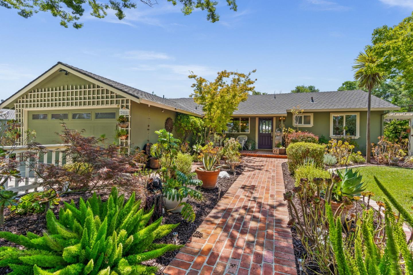 Neighborhood Neighborhood-30