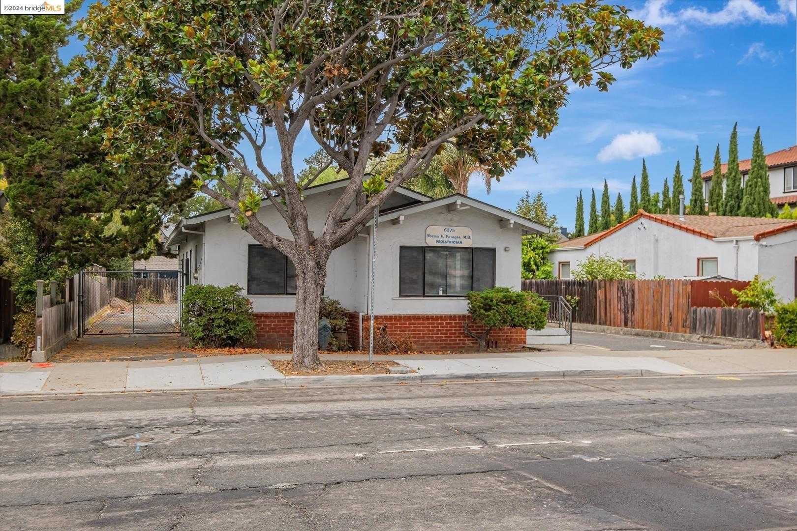 Neighborhood Neighborhood-23