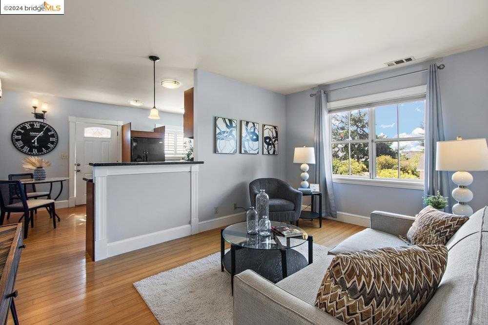 Neighborhood Neighborhood-19