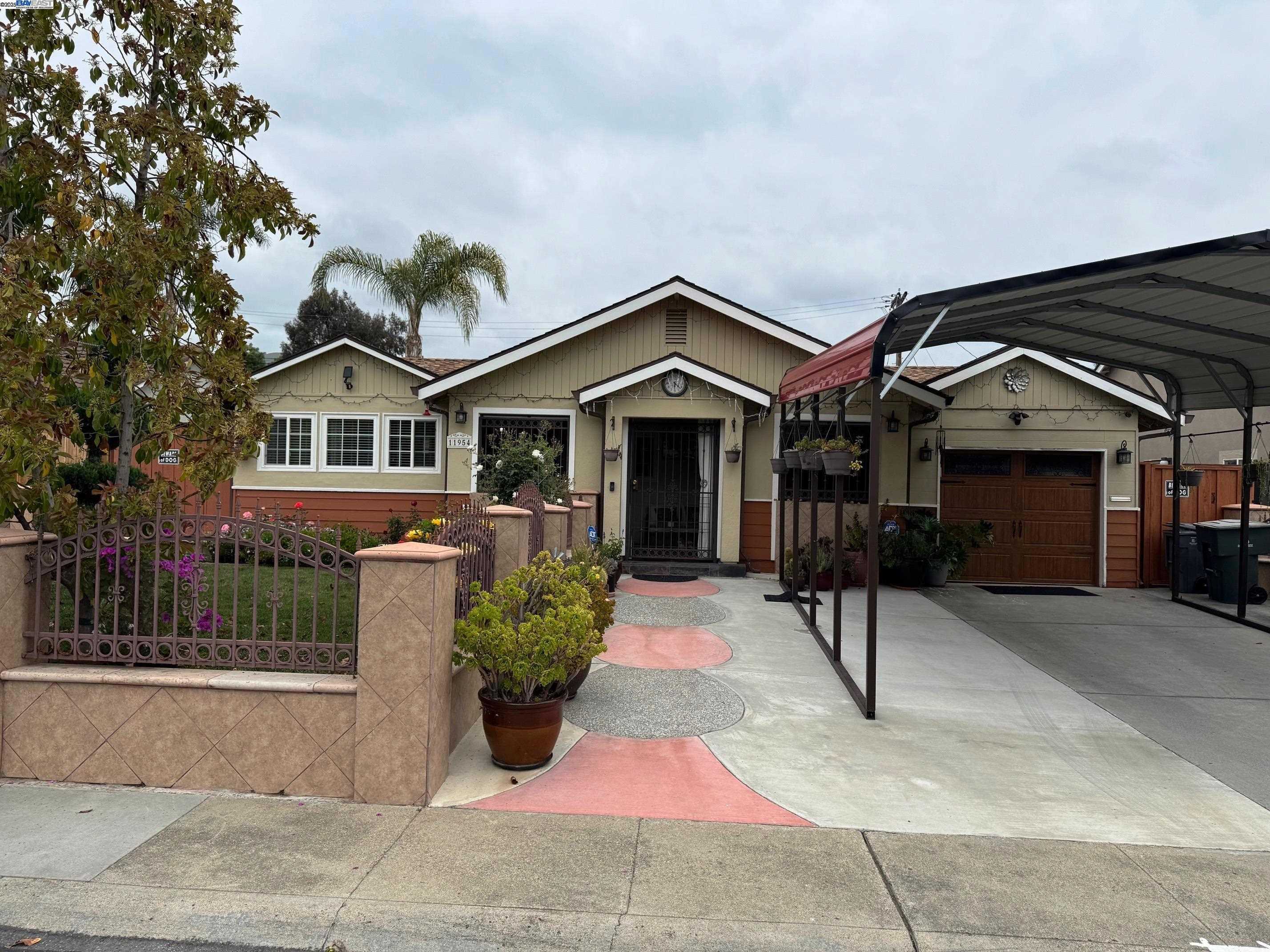 Neighborhood Neighborhood-13