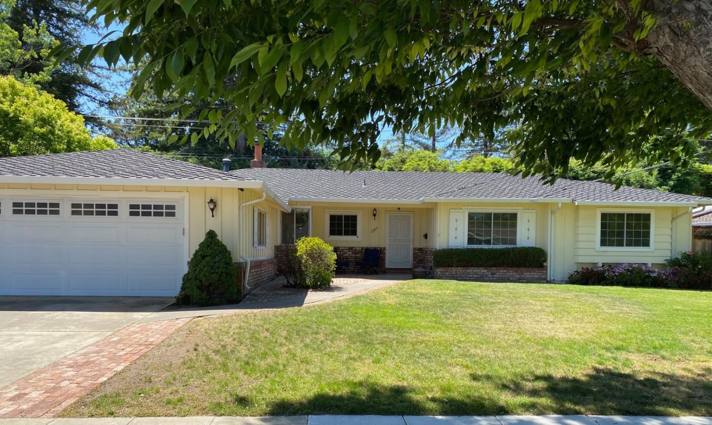 Neighborhood Neighborhood-10