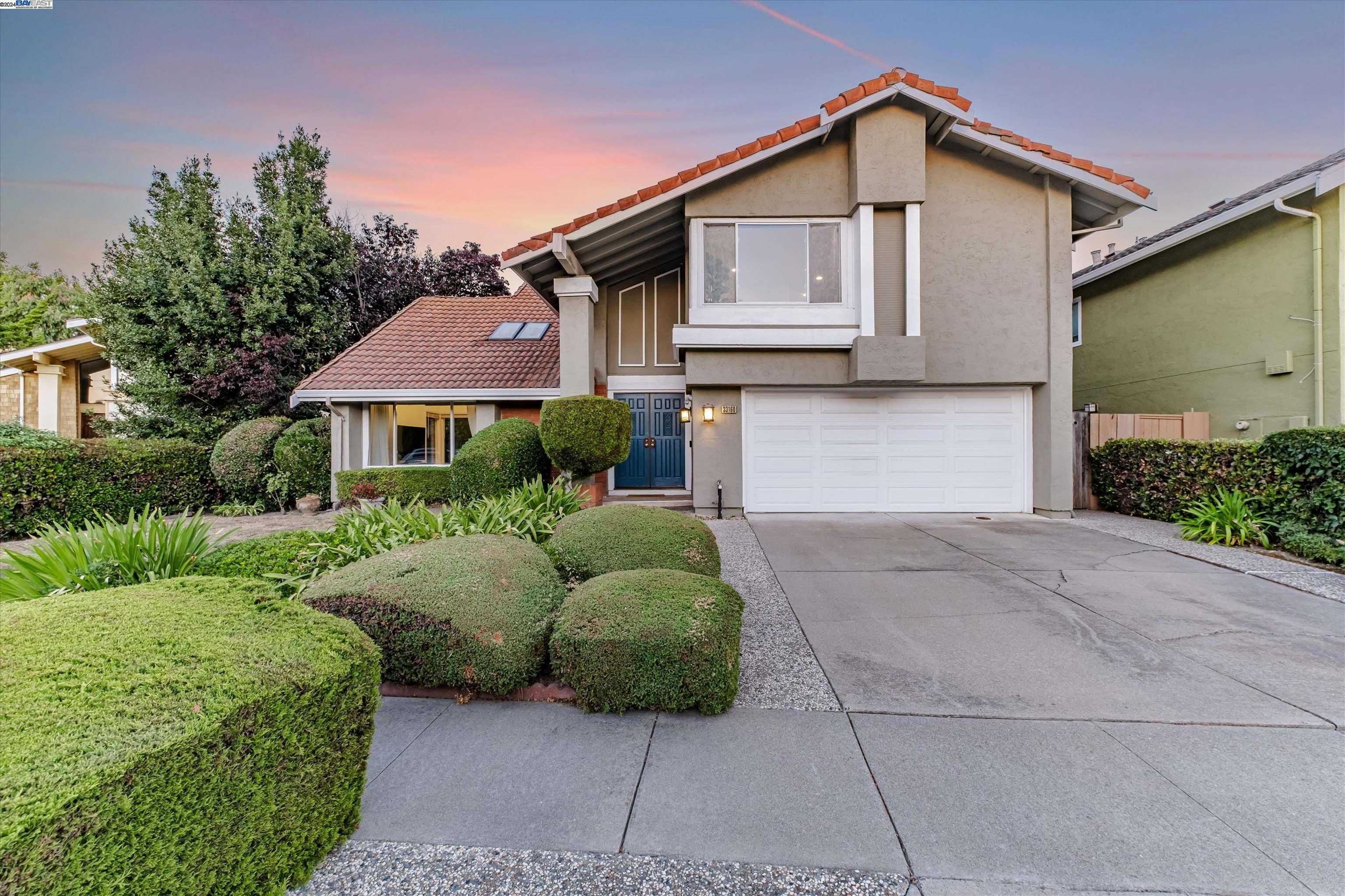 Neighborhood Neighborhood-9