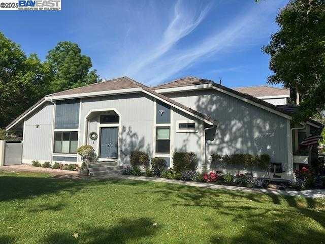 Neighborhood Neighborhood-3