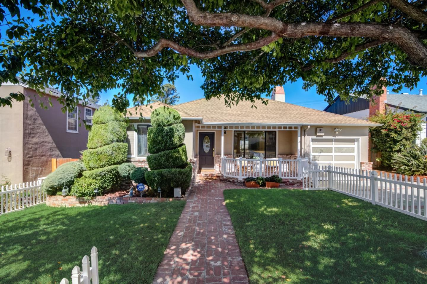 Neighborhood Neighborhood-6