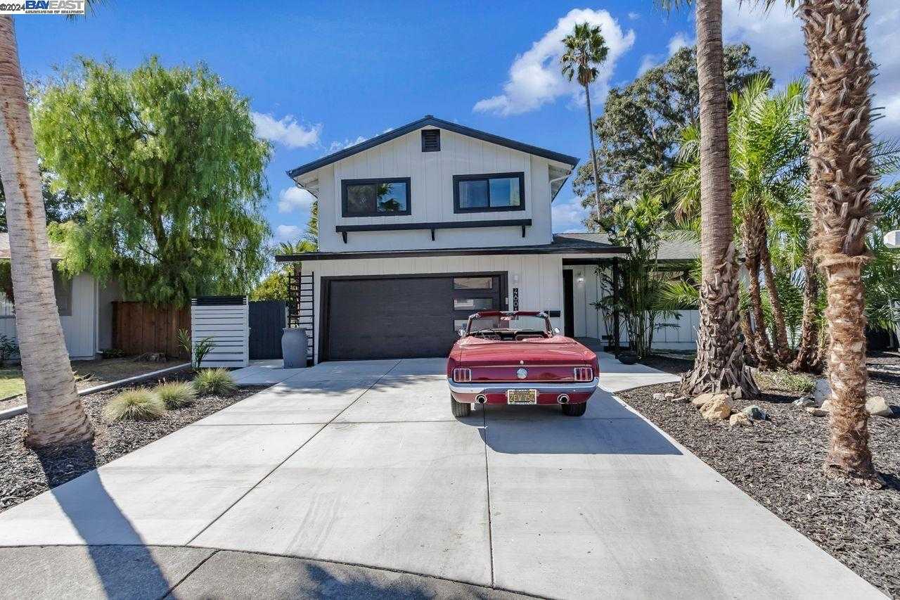 Neighborhood Neighborhood-15