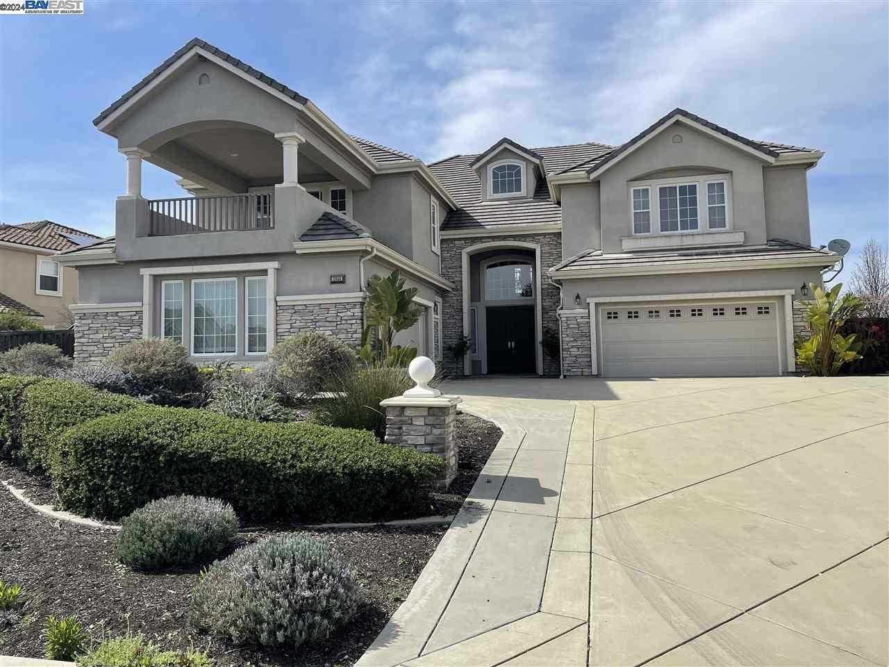 Neighborhood Neighborhood-10