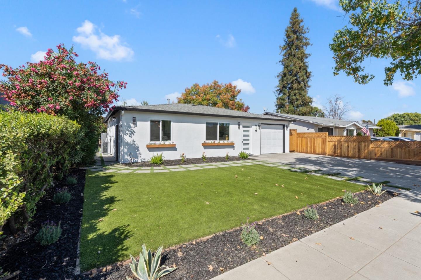 Neighborhood Neighborhood-62