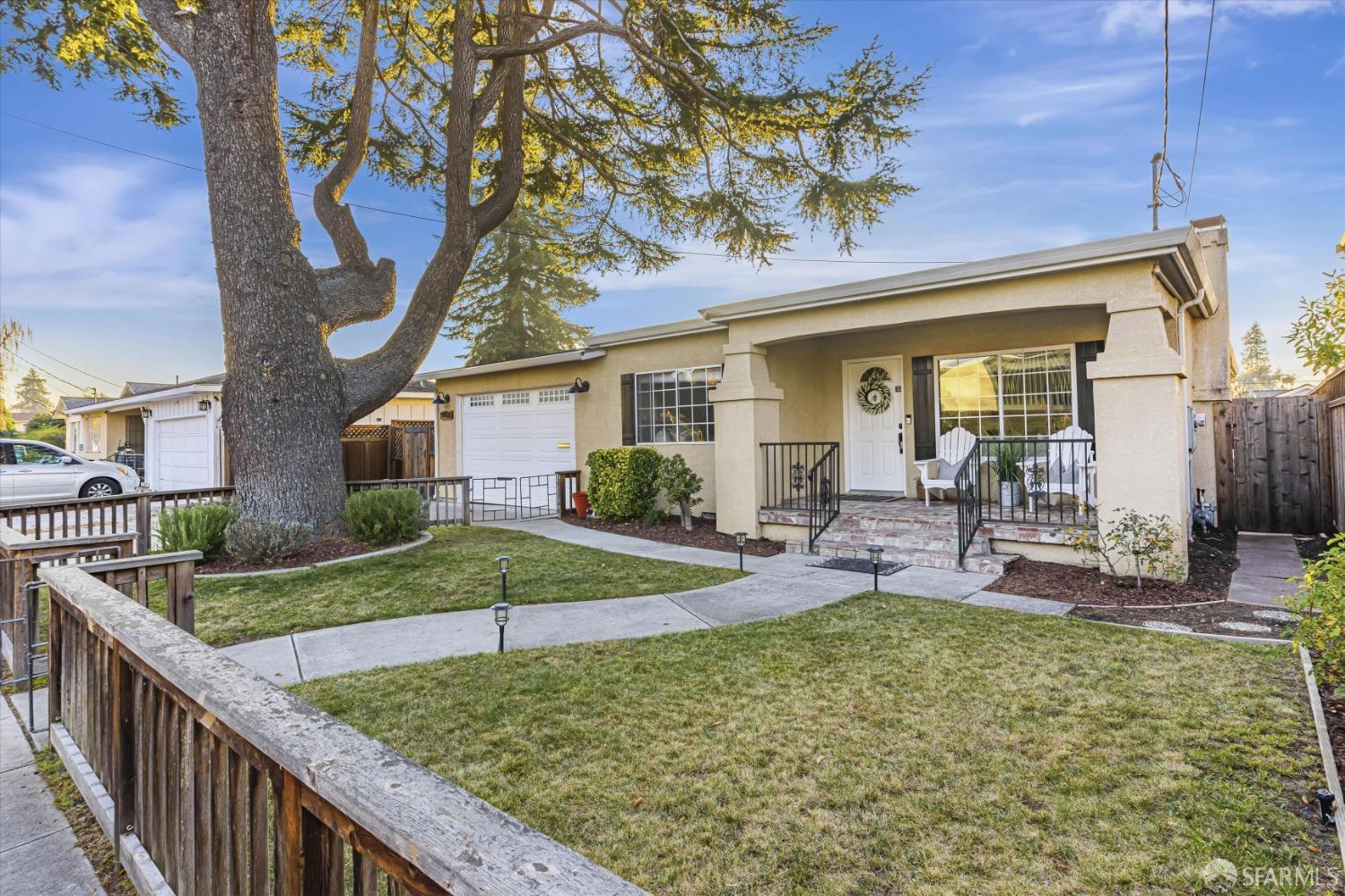 Neighborhood Neighborhood-3