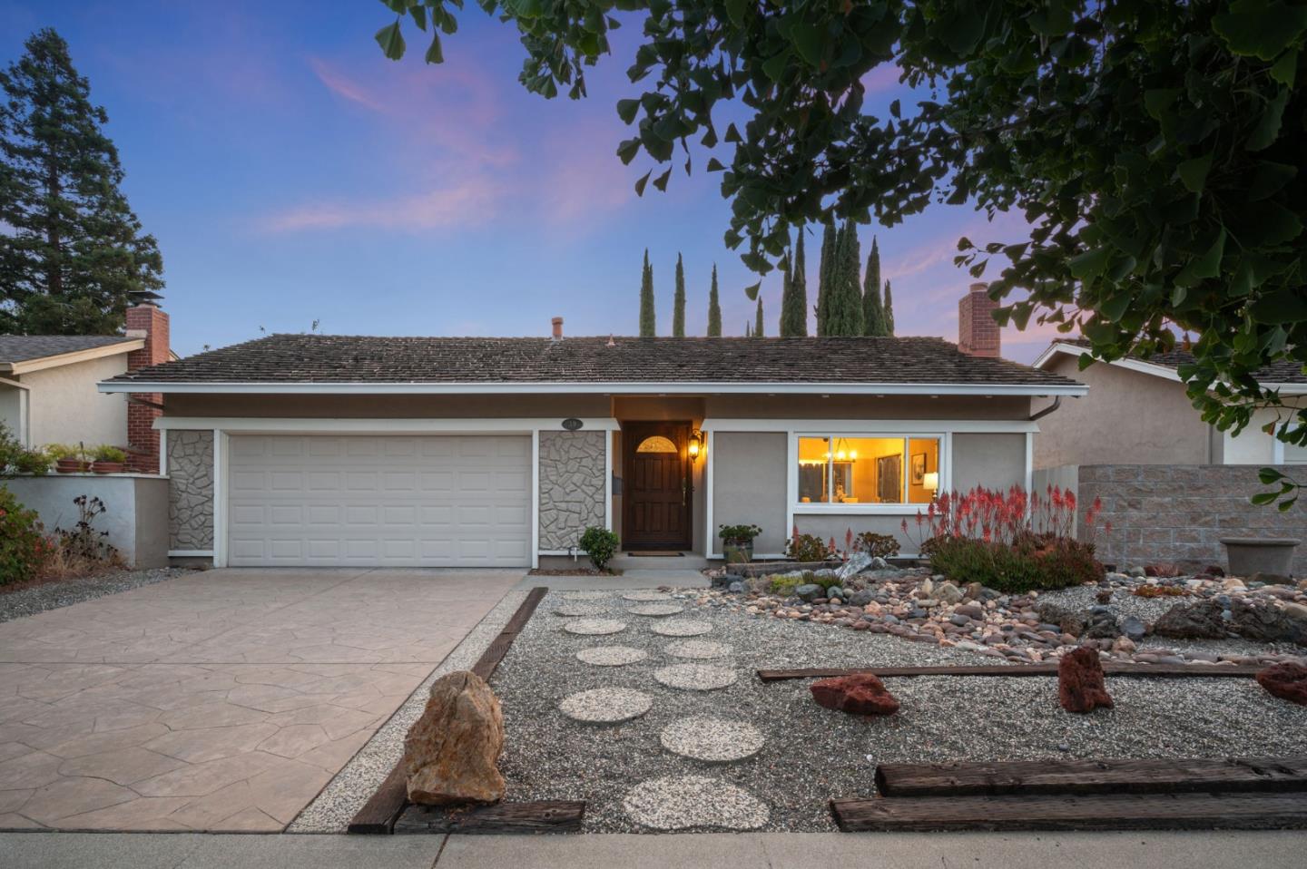 Neighborhood Neighborhood-7