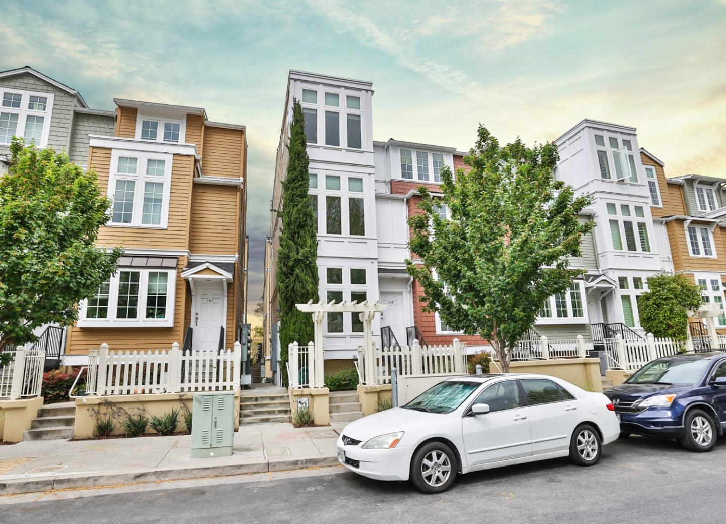 Neighborhood Neighborhood-51