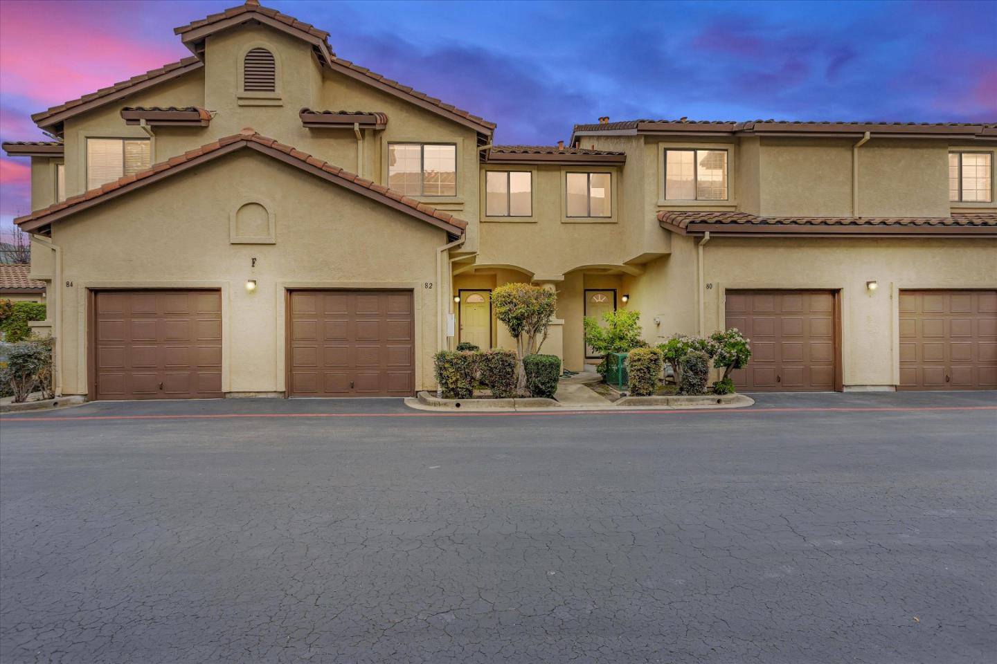 Neighborhood Neighborhood-52