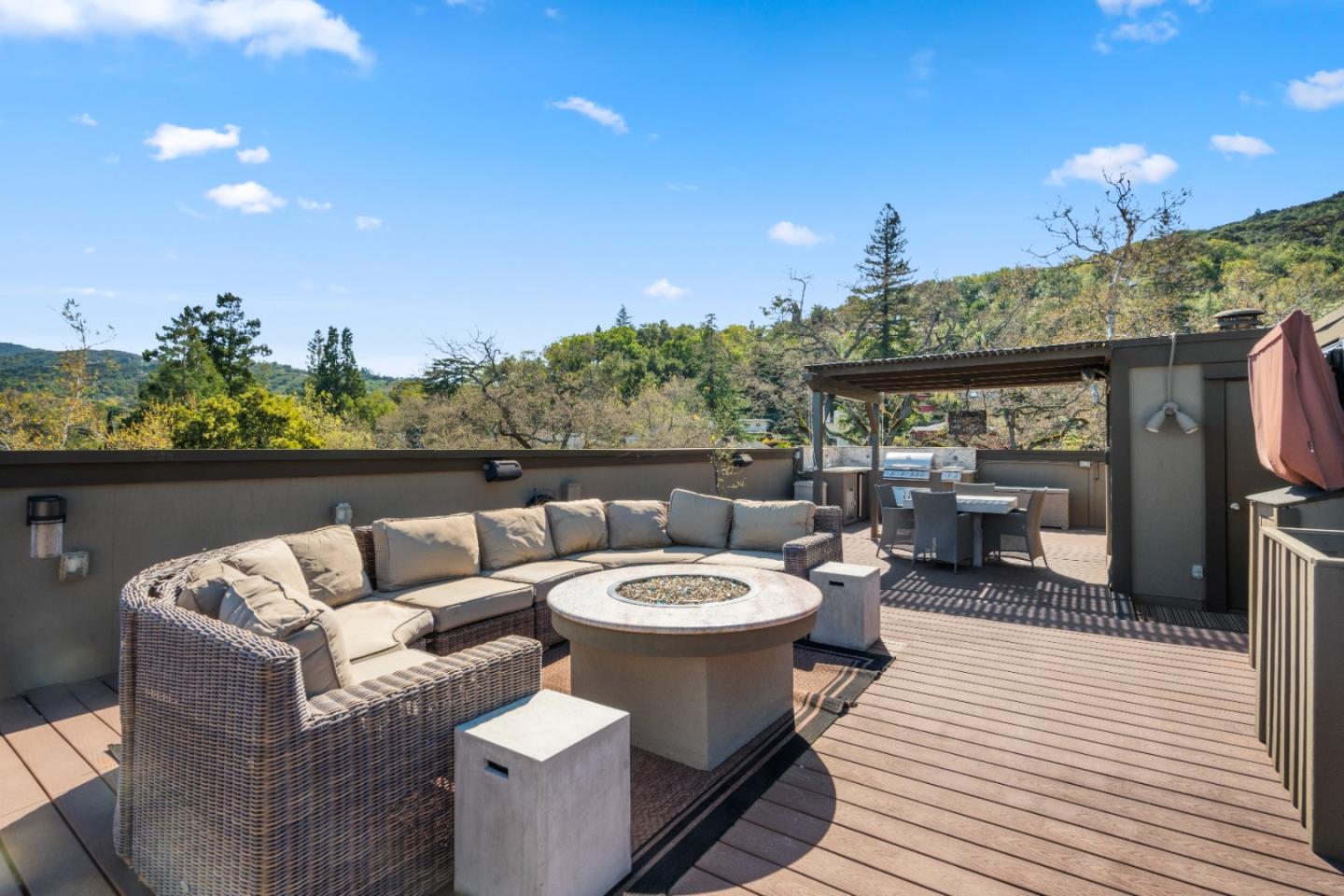 Neighborhood Neighborhood-12