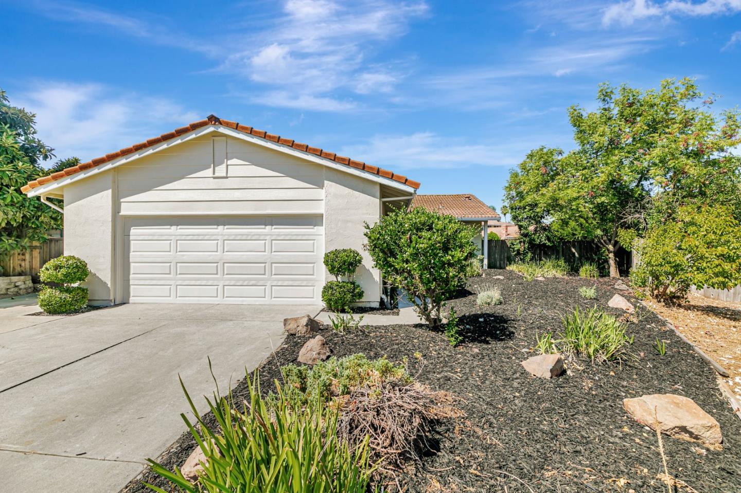 Neighborhood-3