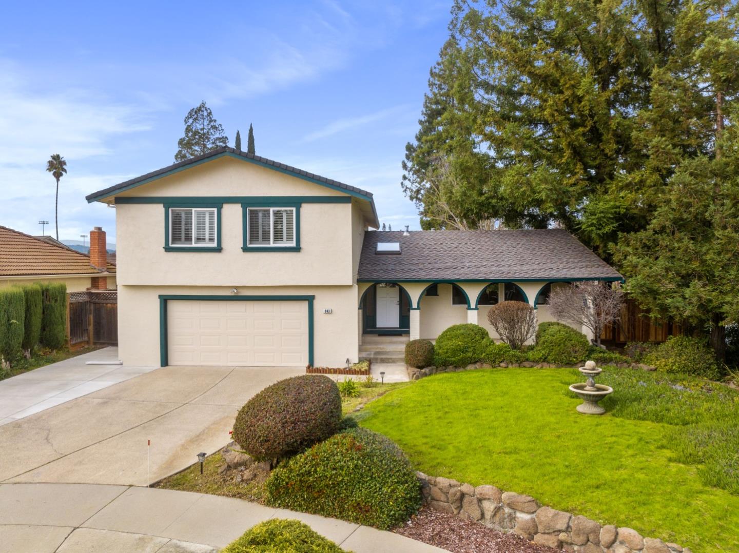 Neighborhood Neighborhood-65