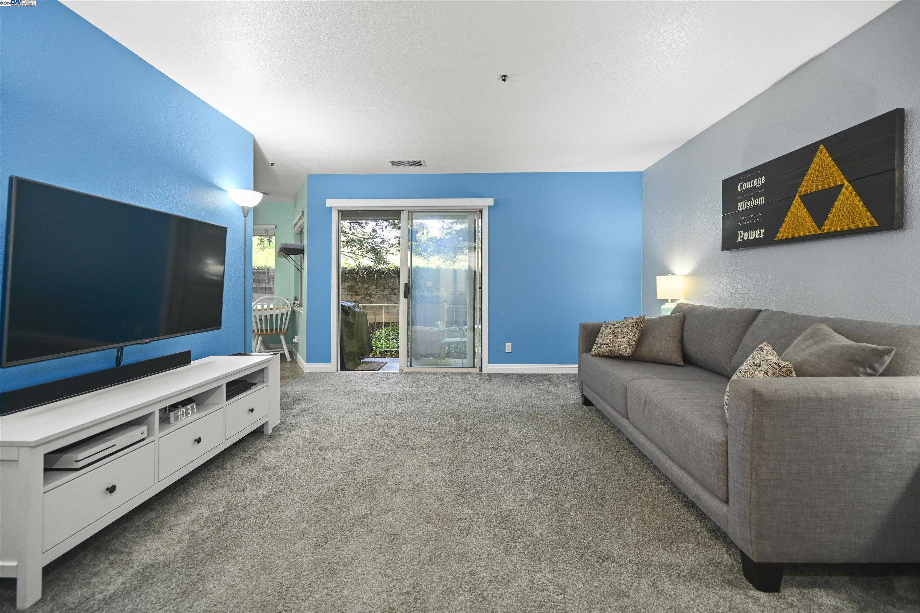 Neighborhood Neighborhood-12