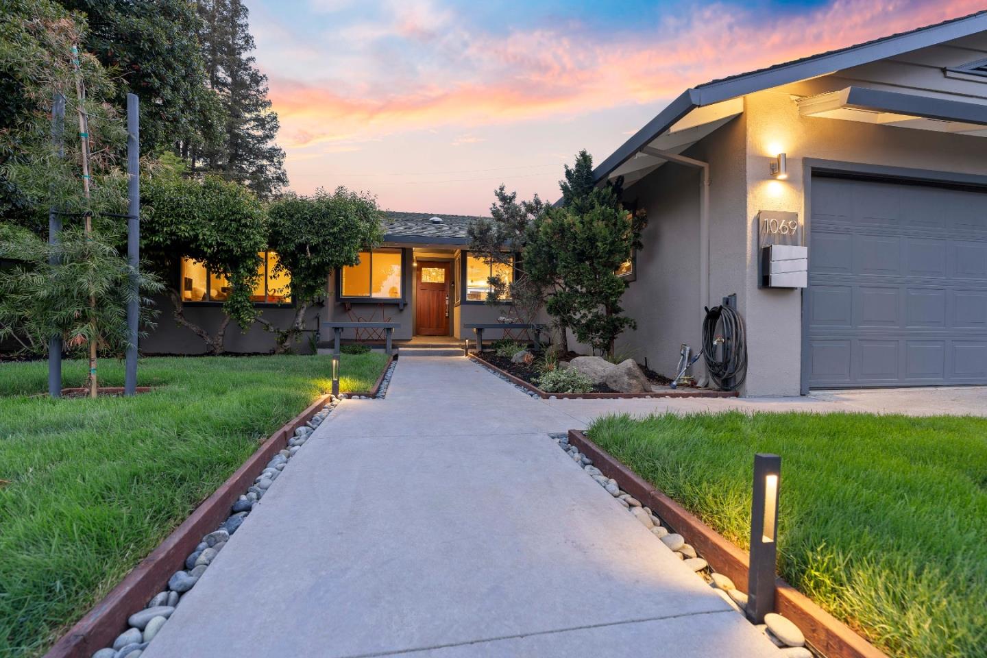 Neighborhood Neighborhood-51