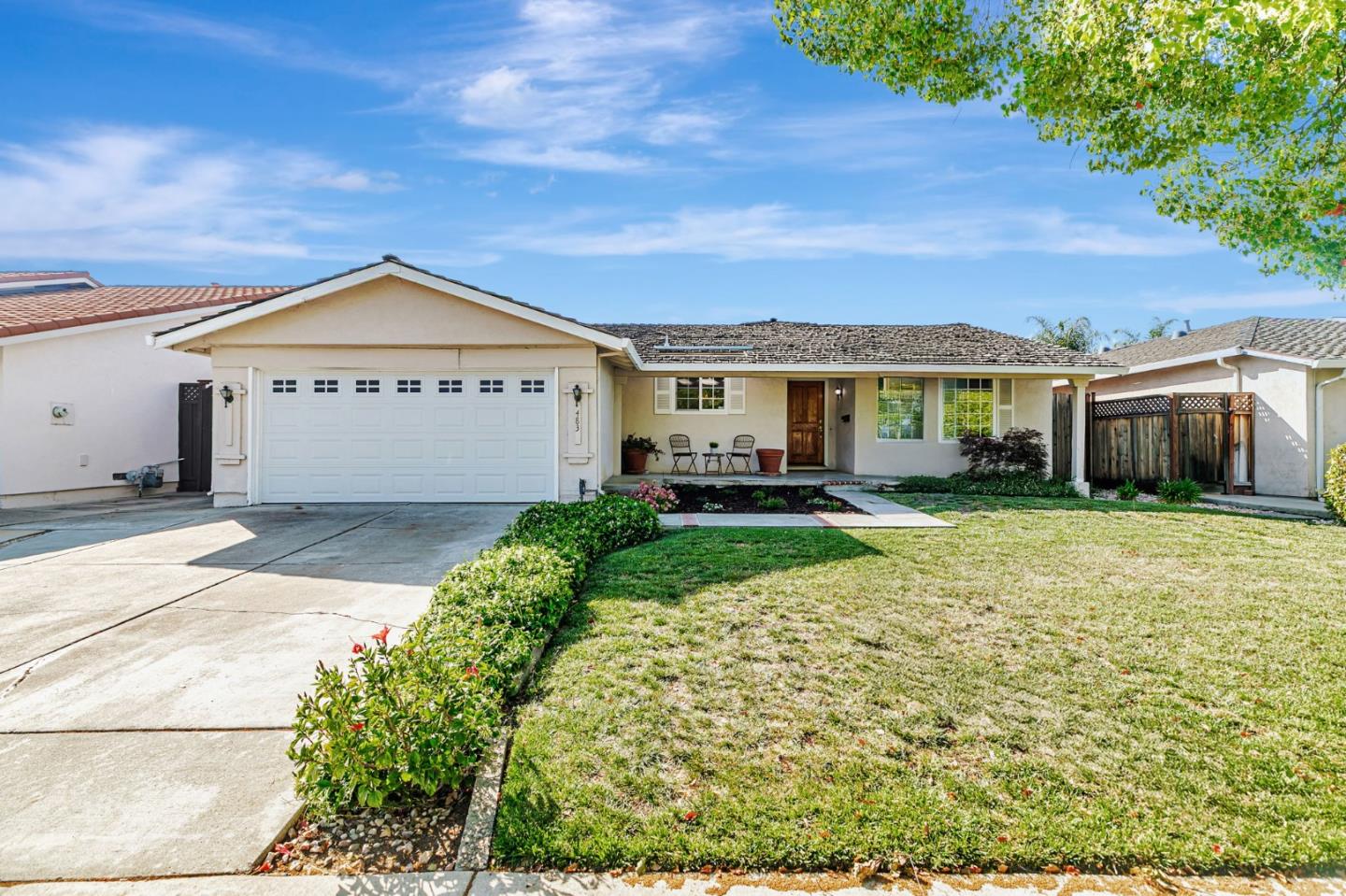 Neighborhood Neighborhood-15