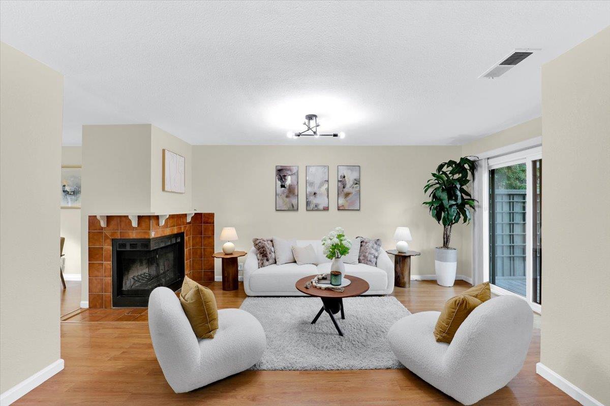 Neighborhood Neighborhood-6