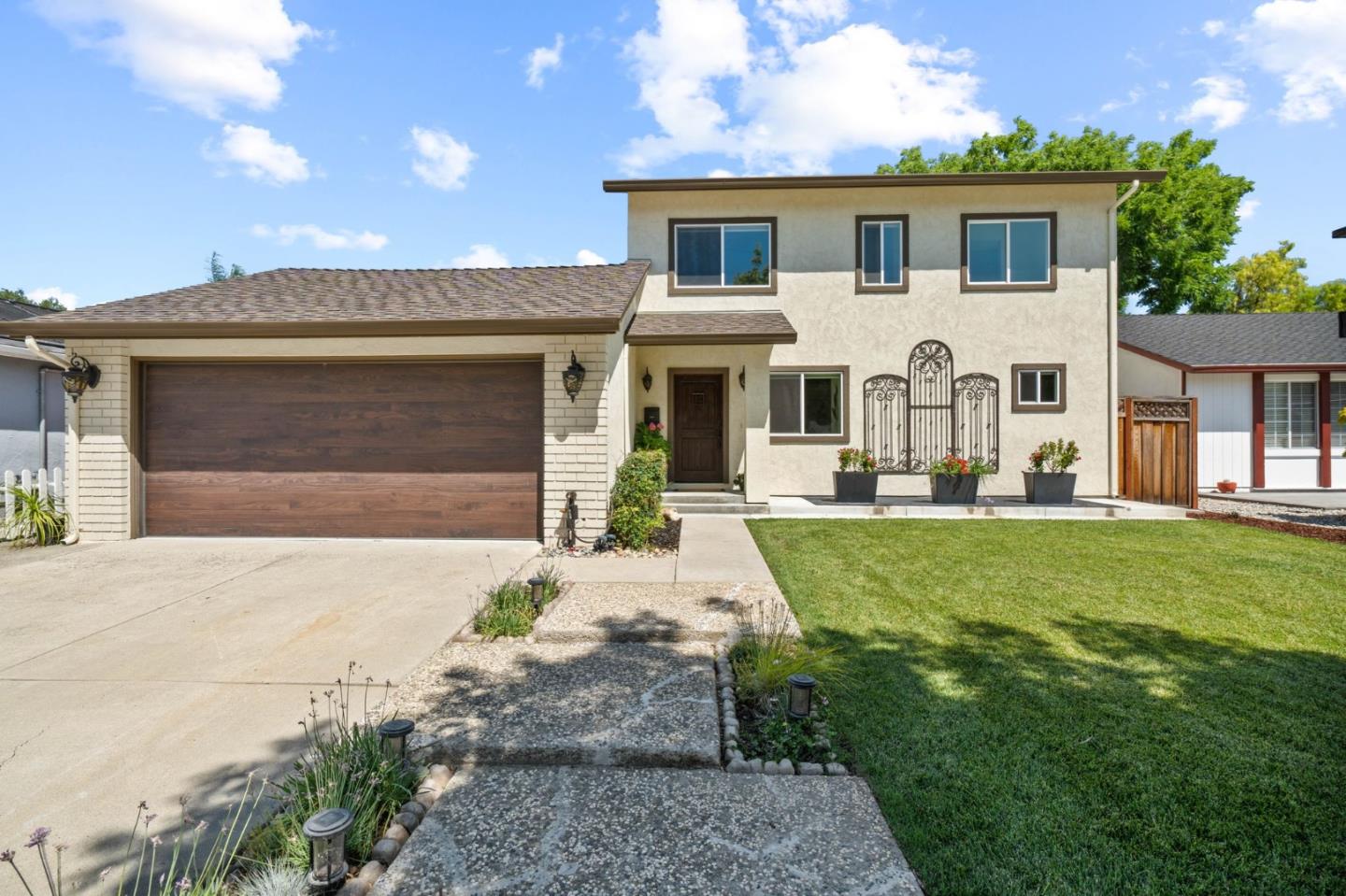 Neighborhood Neighborhood-34